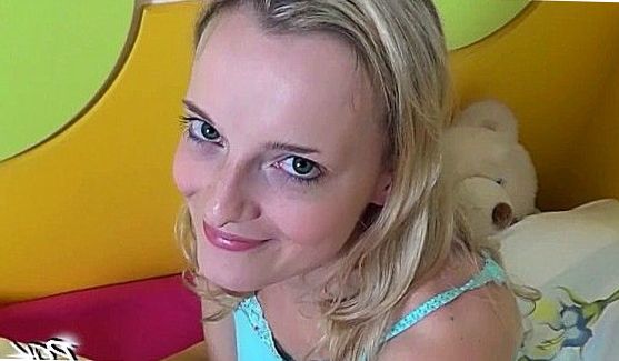 Девки оттрахали девку, а потом обоссали!, порно видео