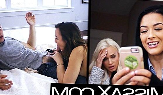 Второй стриптиз от дамы с тату, порно видео