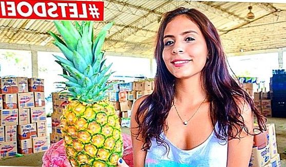 Она решила, это отличный повод потрахаться и достала резиновый член, порно видео