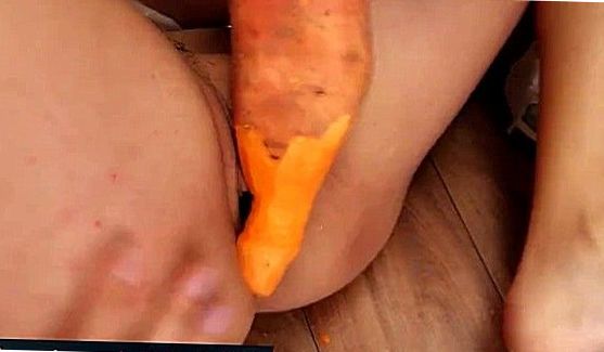 толстожопые мамаши любят жесткую анальную групповуху, порно видео